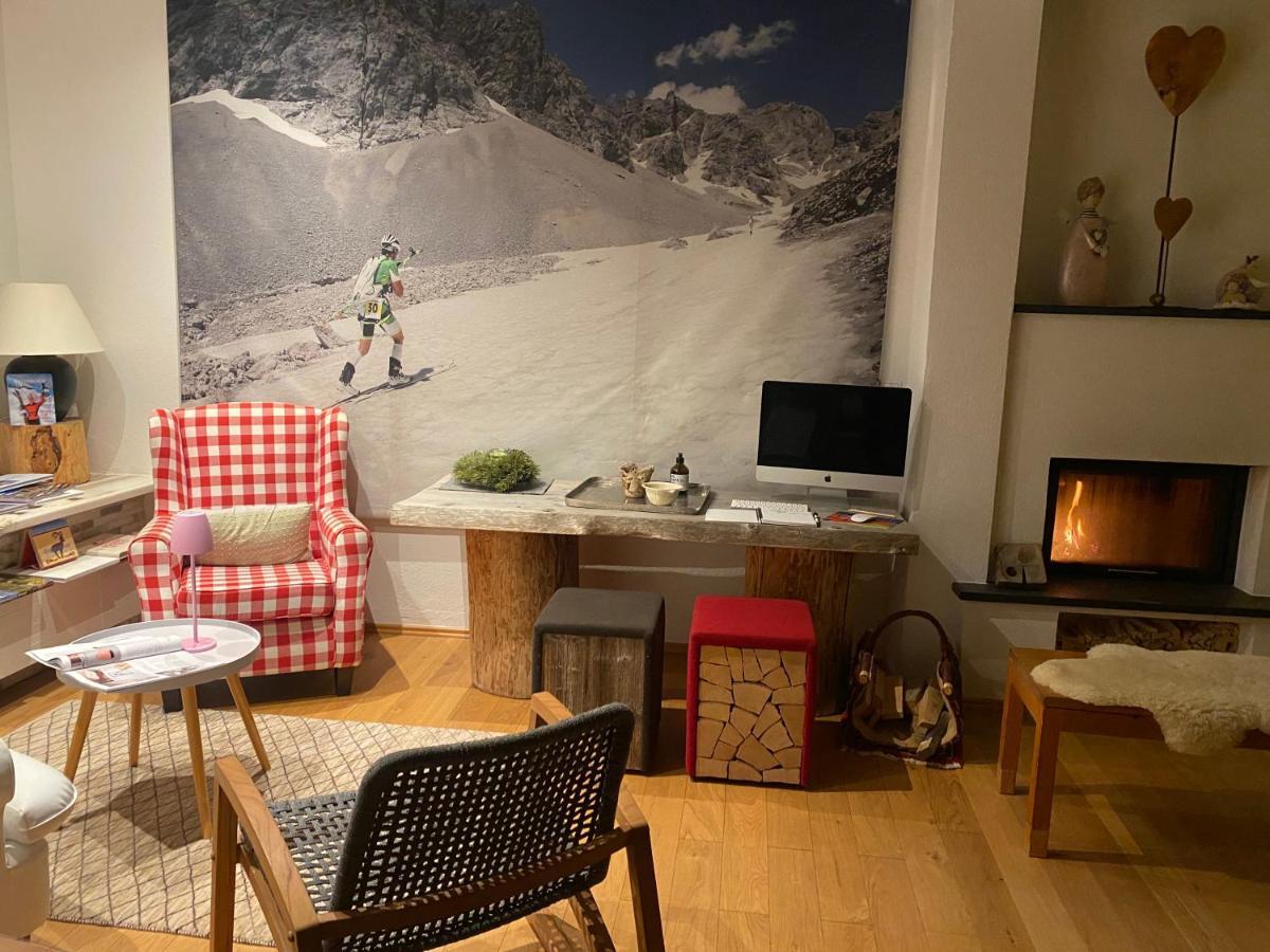 Alpin Appartement Reinhard Tritscher Ramsau am Dachstein Exterior photo